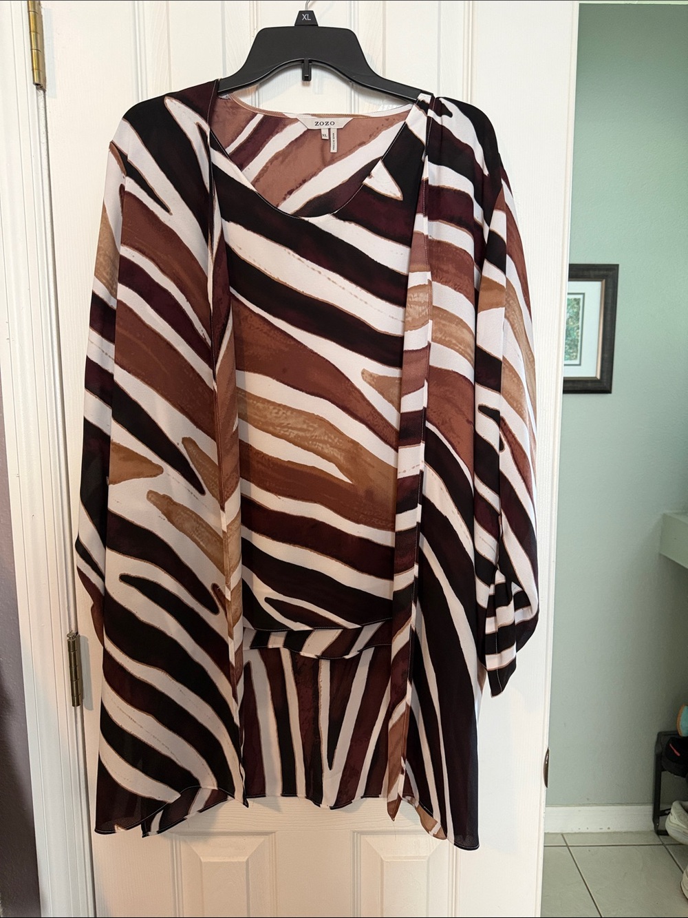 Zozo Zebra-Stripe Open Front Cardigan and tank- Brown & White